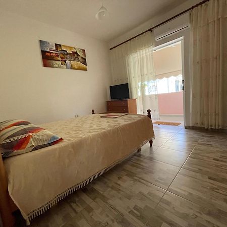 Appartamento Avocado Balcony Sarandë Esterno foto